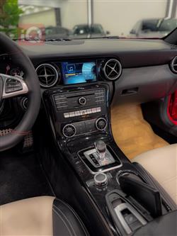 مرسيدس بنز إس إل سي كلاس